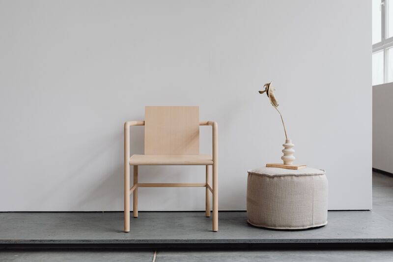 chaise-en-bois-clair